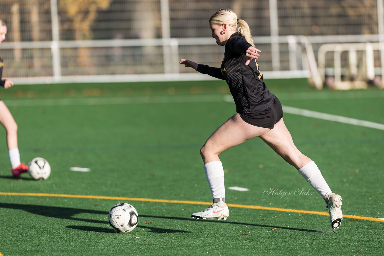 Bild 121 - wBJ VfL Pinneberg2 - Eimsbuttler TV 3 : Ergebnis: 5:0